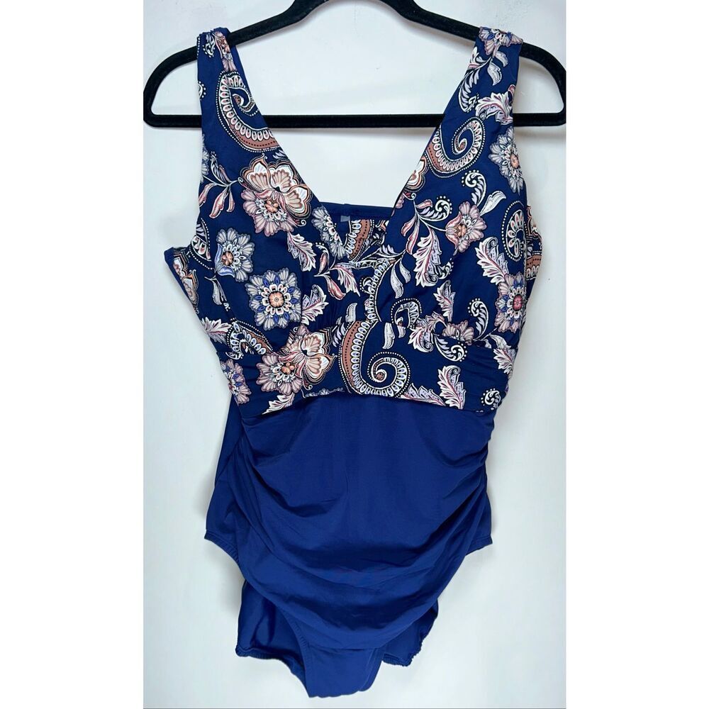Lands' End paisley print slimming one-piece swimsuit size 16DDD